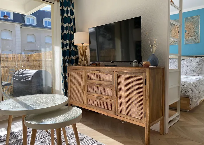 Cosy Deux Pièces Coeur De Avec Parking Privé * Cabourg