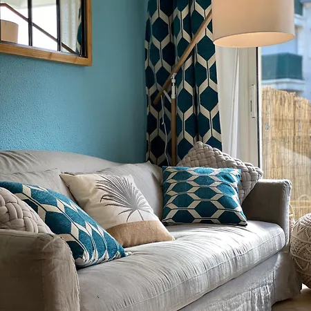 Appartement Cosy Deux Pieces Coeur De Avec Parking Prive