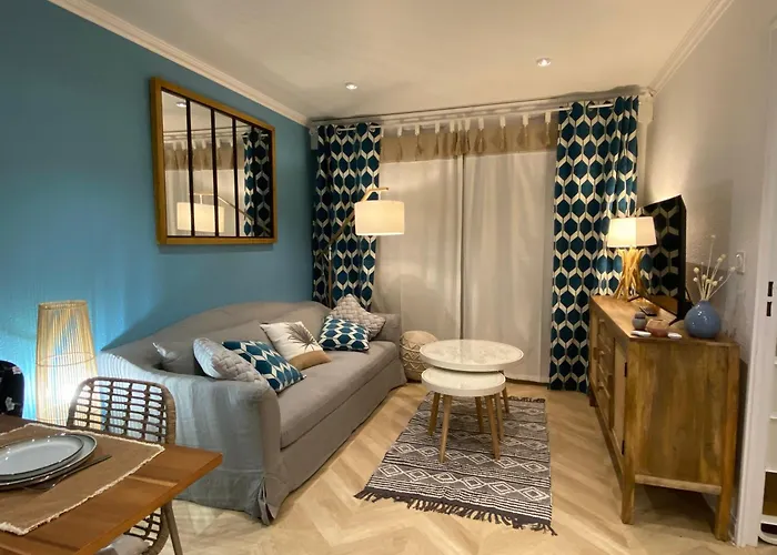 Cosy Deux Pieces Coeur De Avec Parking Prive Lägenhet Cabourg